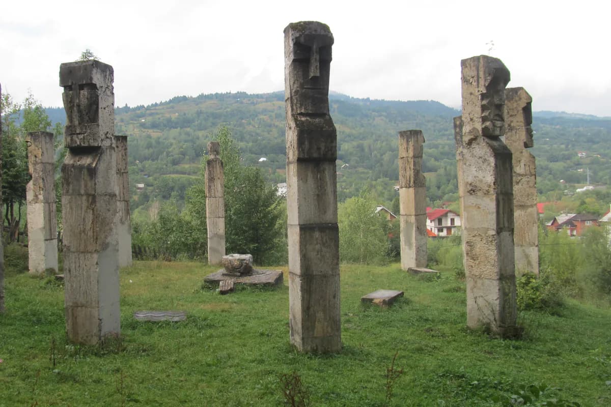 Monumentul Martirilor Români de la Moisei