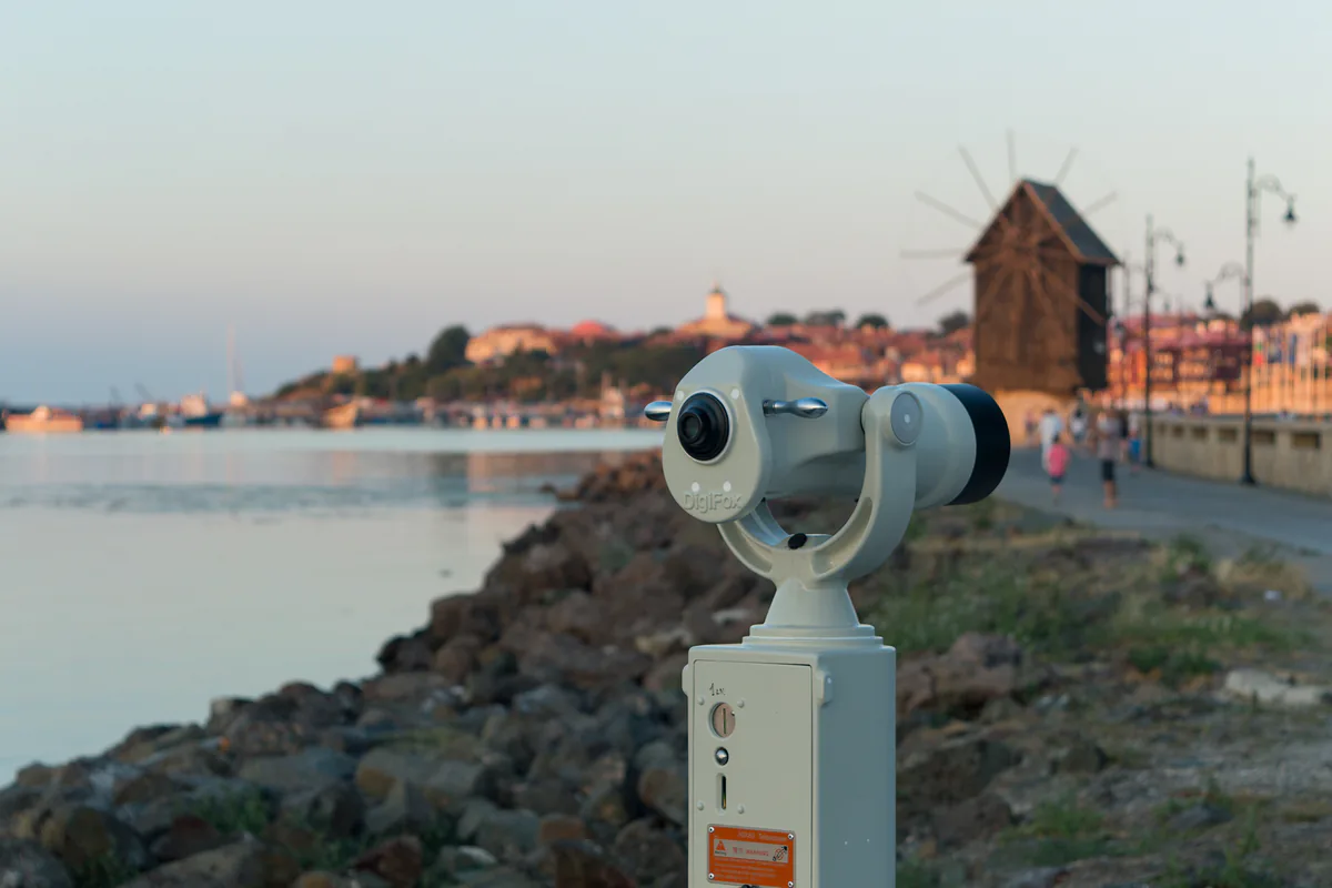 Case tradiționale și promenadă în orașul vechi Nessebar