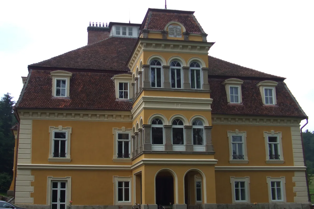Castelul Mikes din Zăbala