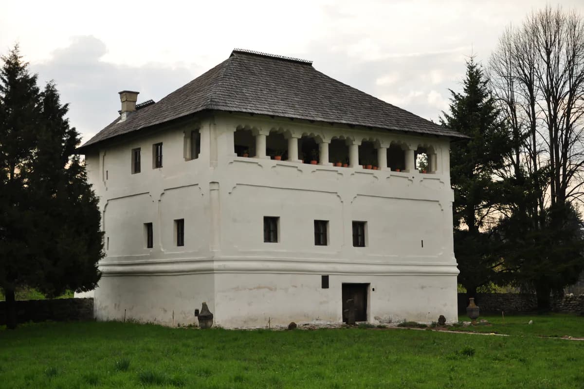 Cula Duca din Complexul Muzeal Măldărești