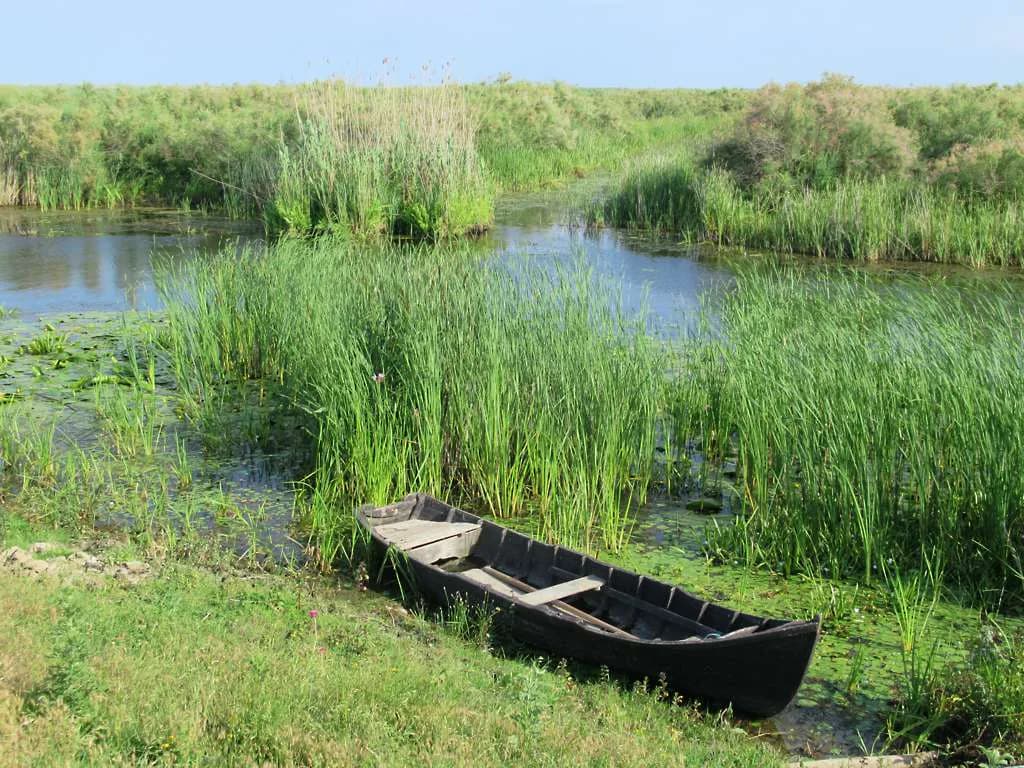 canal la Crișan, Delta Dunării