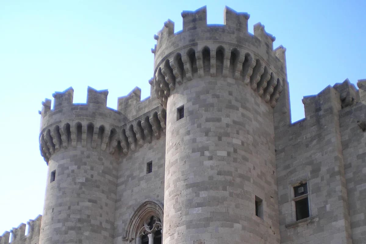 Intrarea fortificată a Palatului Marelui Maestru