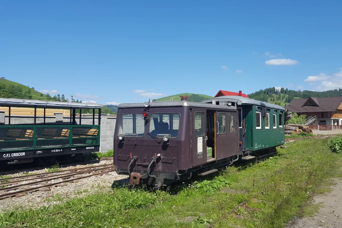 tren turistic Huțulca la Moldovița