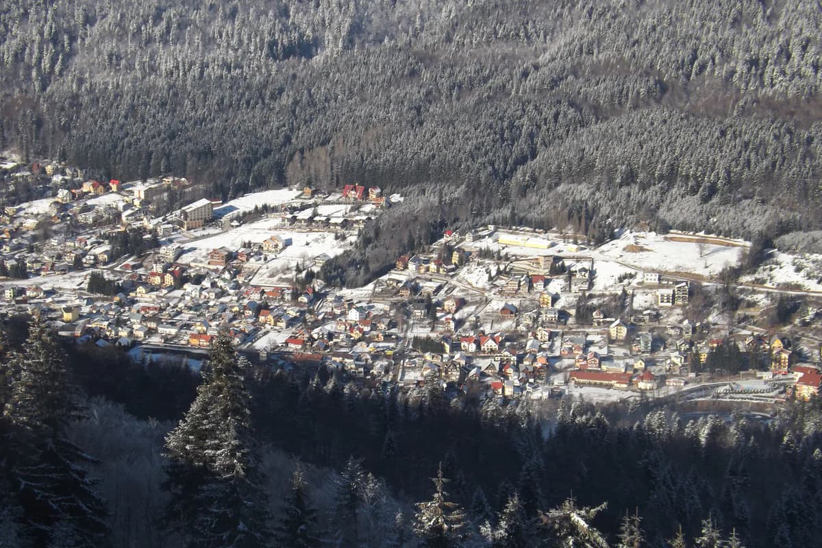 Azuga, vedere de iarnă