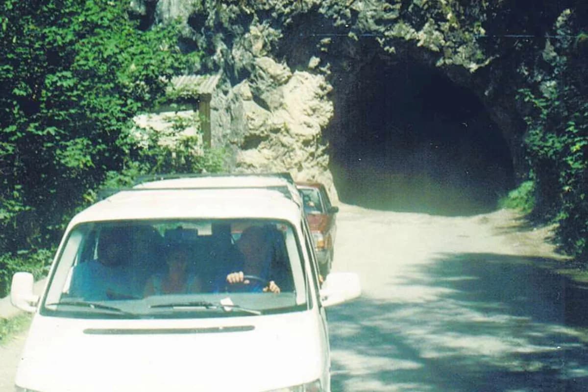 Pereți de stâncă în Cheile Bicazului